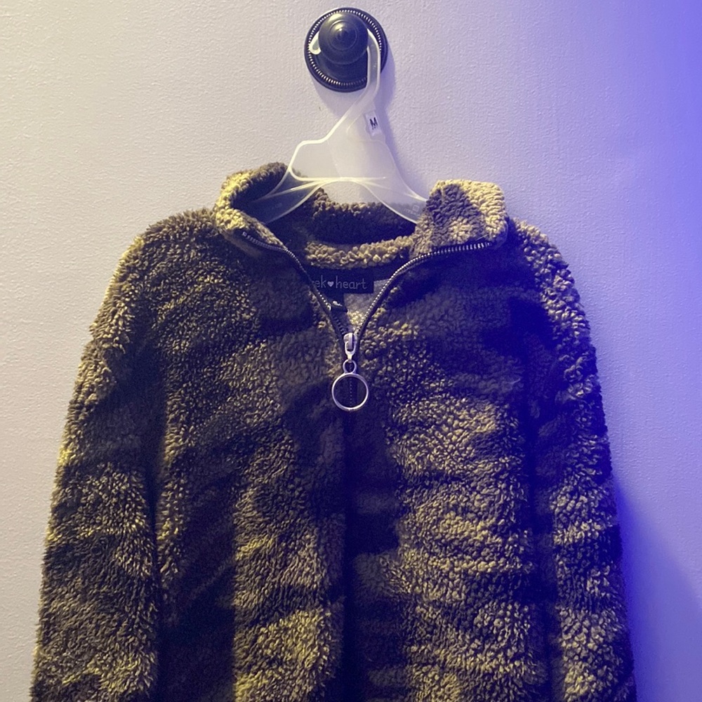 Derek Heart Small Camo Sherpa